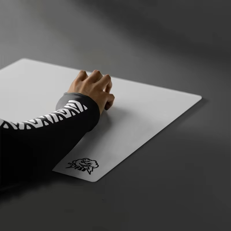 Glass Gaming Mouse Pad Skypad  - Desk Setup Black review and price